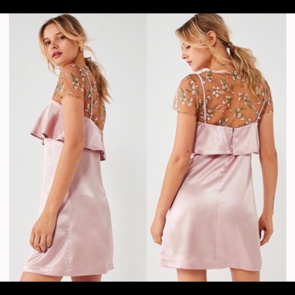 Kimchi Blue pink/rose Satin Mini Dress